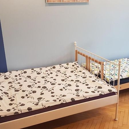 Studiospanie Studio Kapitana Z Balkonem Na Parterze Гданськ Екстер'єр фото