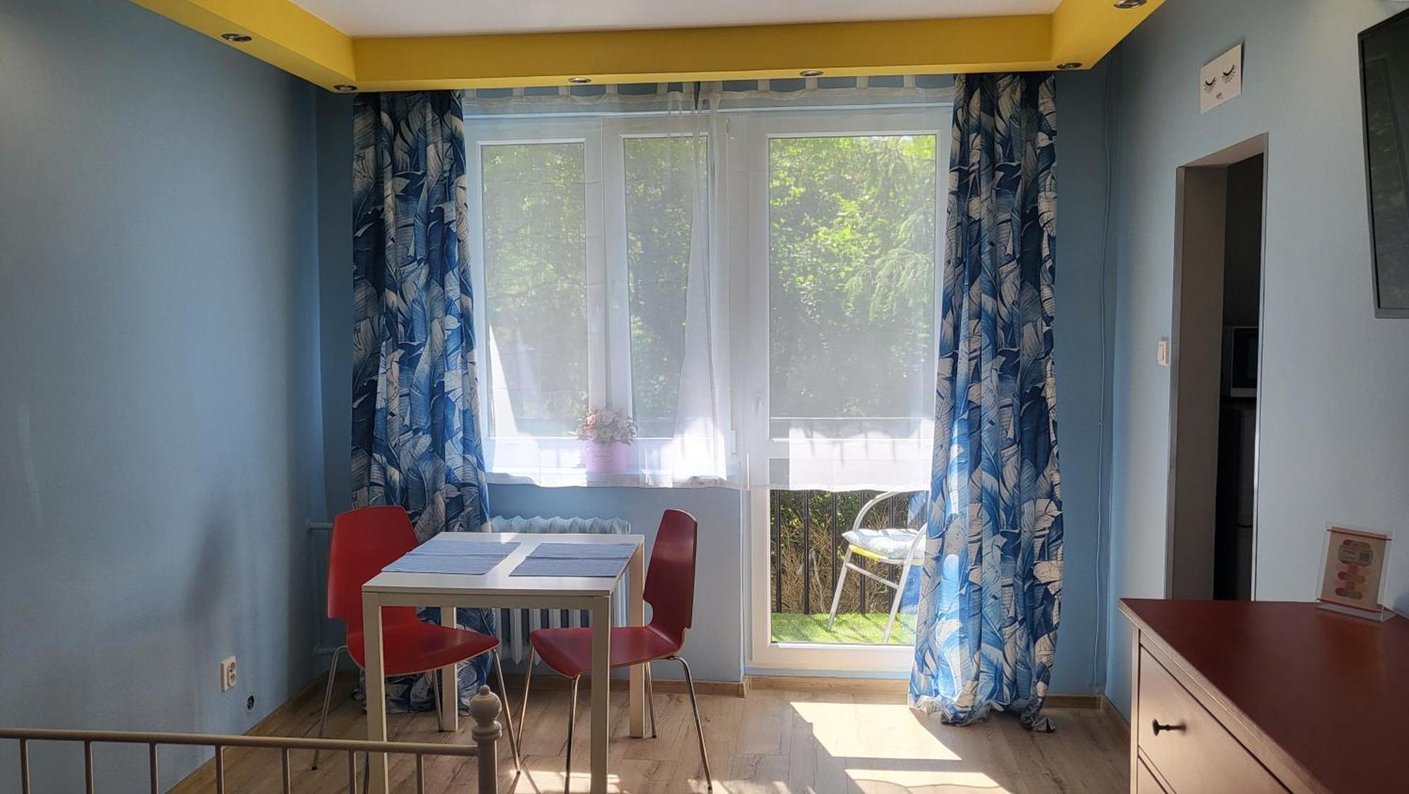 Studiospanie Studio Kapitana Z Balkonem Na Parterze Гданськ Екстер'єр фото