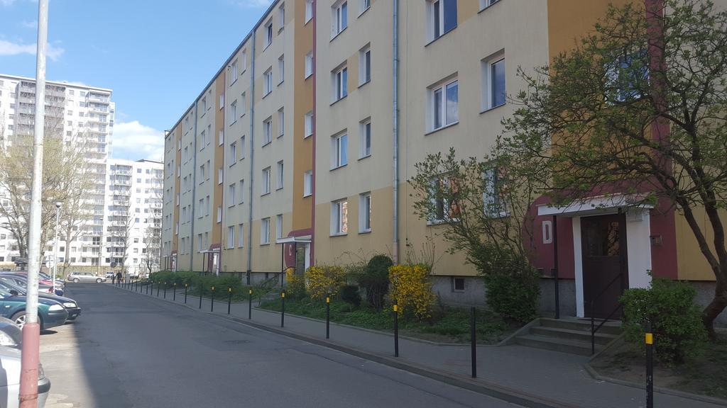 Studiospanie Studio Kapitana Z Balkonem Na Parterze Гданськ Екстер'єр фото